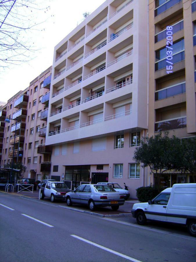 Sq. Pauline Juan-Les-Pins Apartment Bagian luar foto
